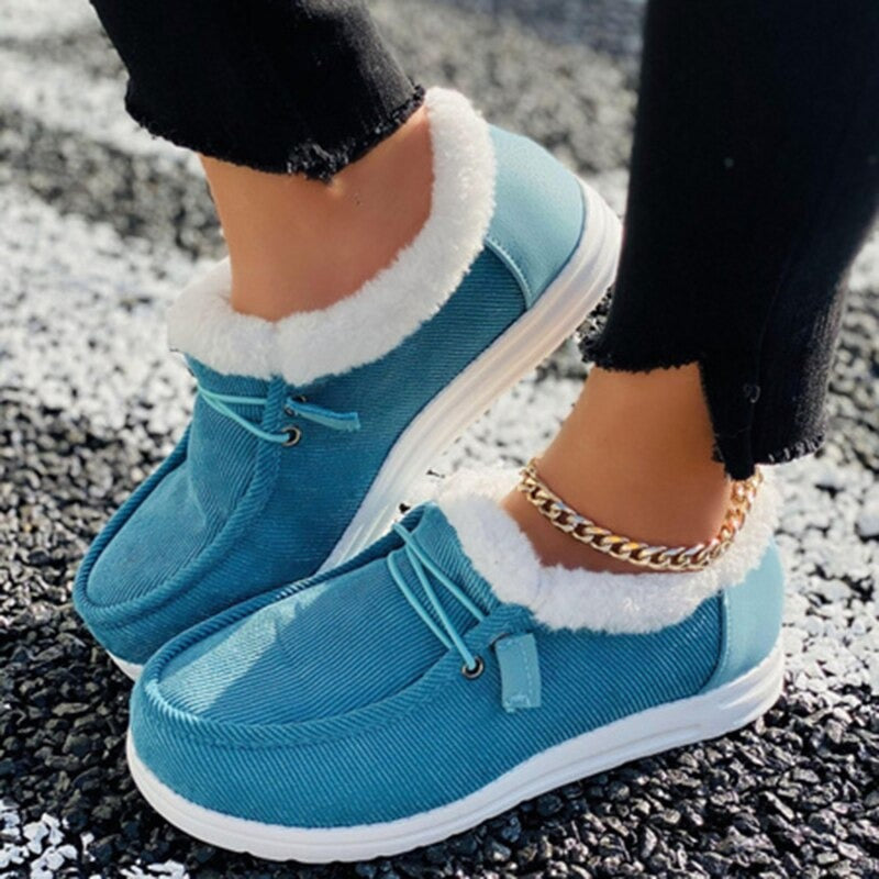 Elle-Monde.com propose une gamme variée de chaussures pour femmes, y compris des chaussures à double boucle, des chaussures d'été et des chaussures de marche. Trouvez votre paire parfaite dès aujourd'hui!