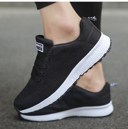 CHRISTINE- Chaussures de marche légère et ultra confortable